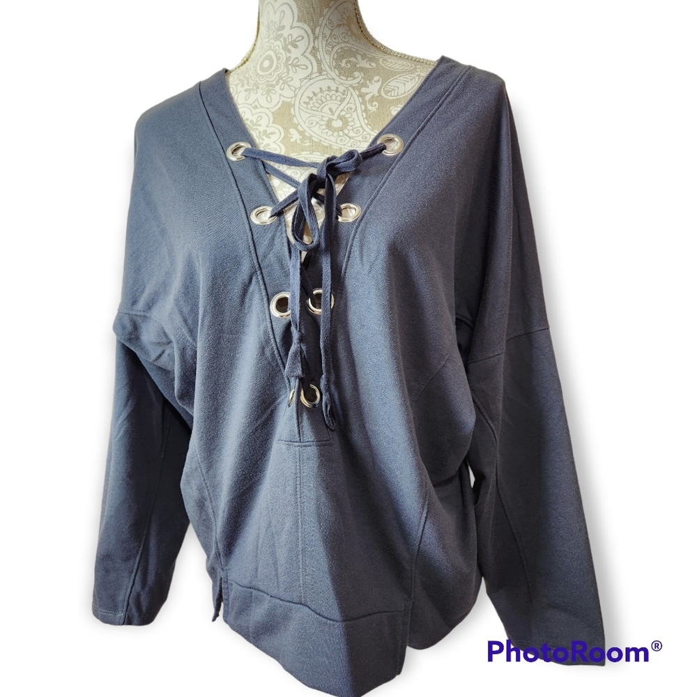 Blush Boutique blue/gray lace up sweatshirt size medium